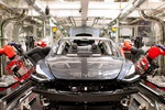 Tesla требует от американских поставщиков отказаться от китайских компонентов