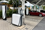 Tesla начала устанавливать пылесосы возле зарядных станций Supercharger
