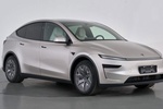 Tesla представит осенью удлиненную версию Model Y с шестиместным салоном